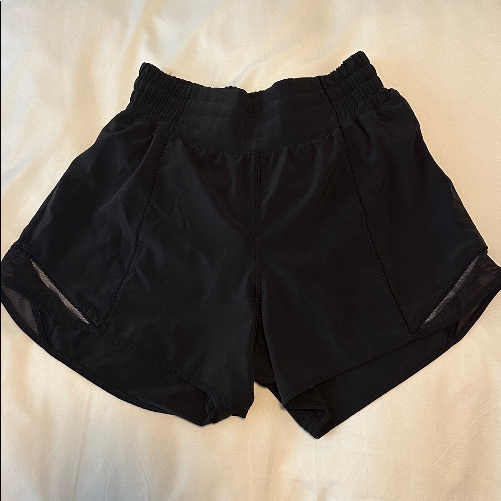 WOMENS LULULEMON SHORTS
